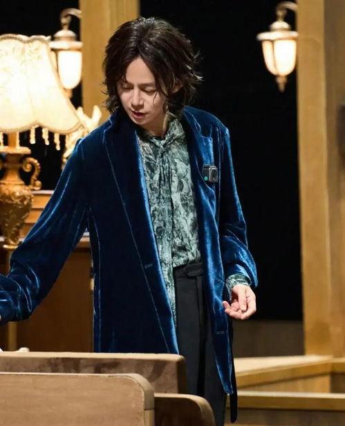 何炅最新八卦爆料,揭秘娱乐圈不为人知的秘密！